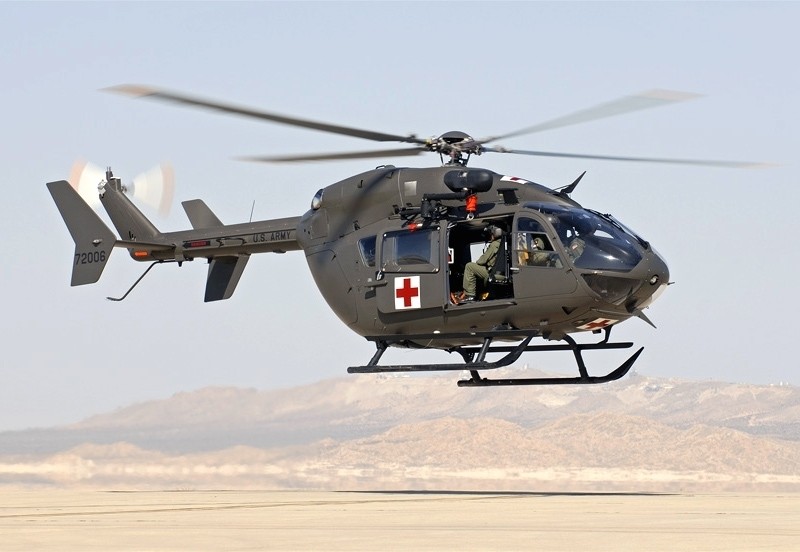 Sugestão: UH 72 Lakota Campo de Batalha Aérea