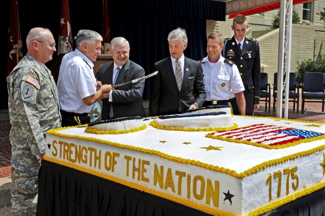 Gates cites leaders' responsibilities at Army birthday event