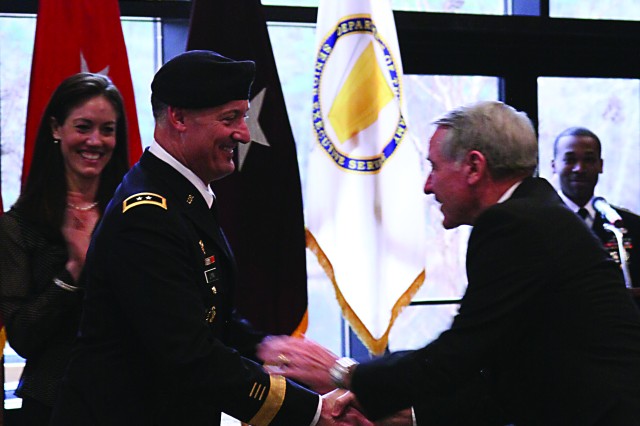 35th Signal Brigade. Chief of Signal earns second