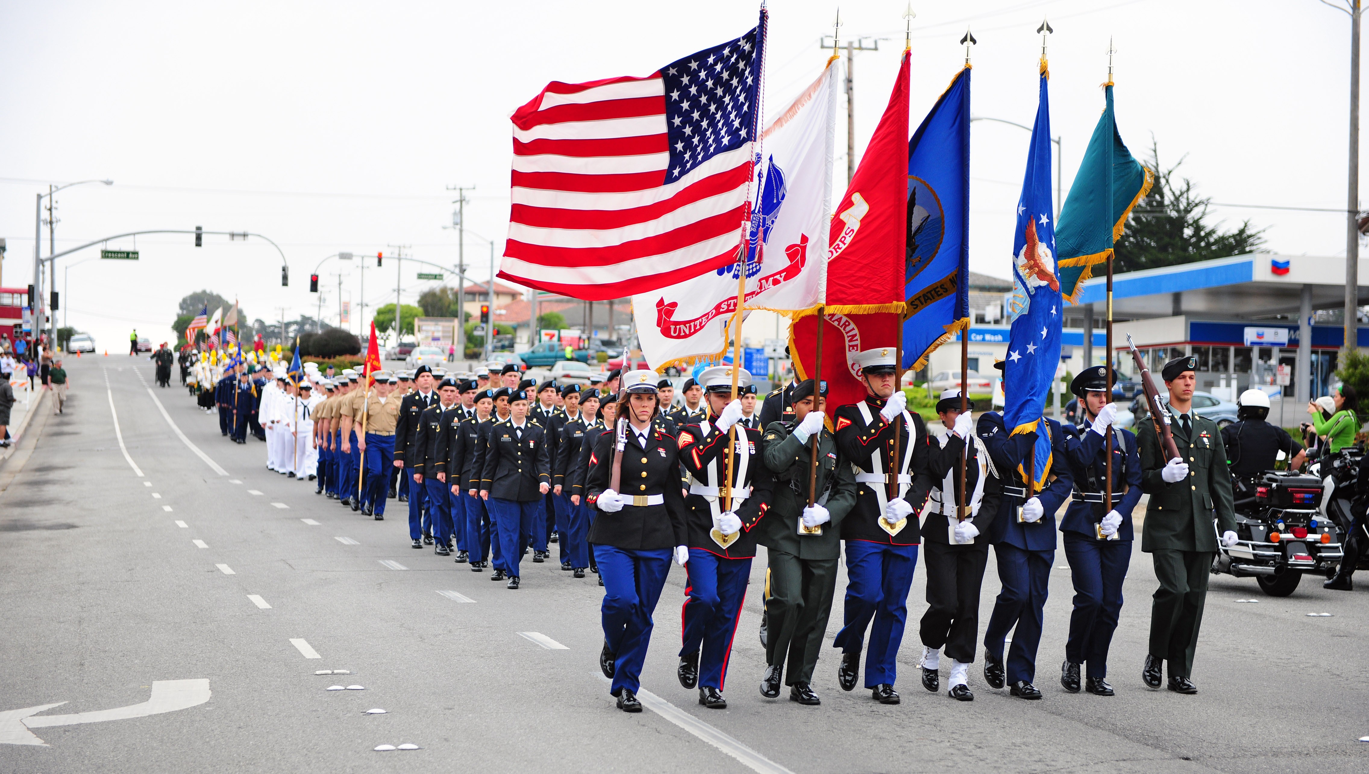 DLIFLC troops march in Marina parade Article The United States Army