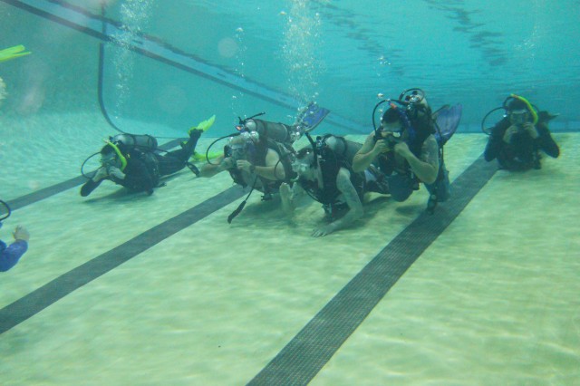 Diving in: Soldiers take 'feet first' approach to healing | Article ...