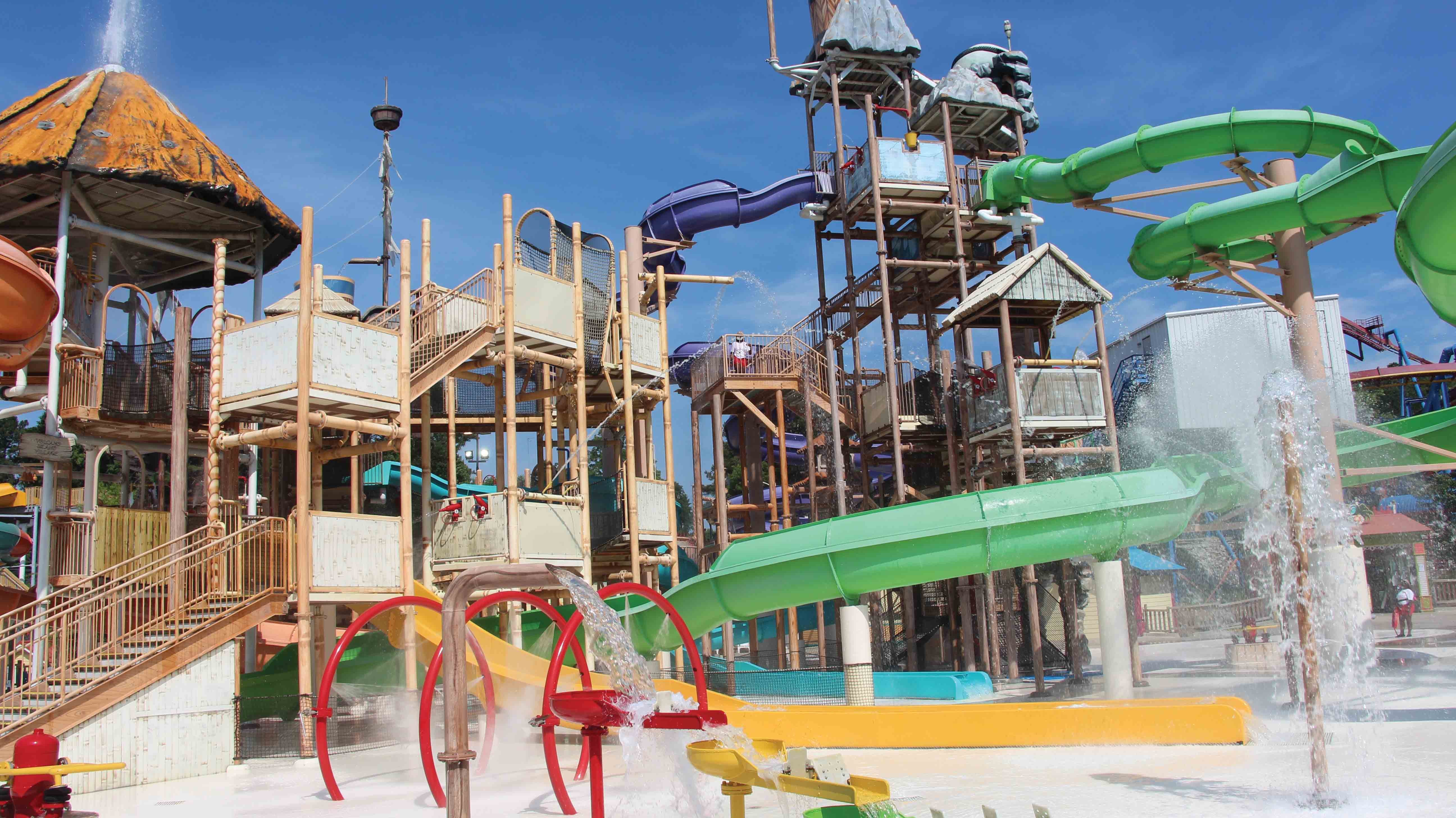 What water parks are located in Georgia?