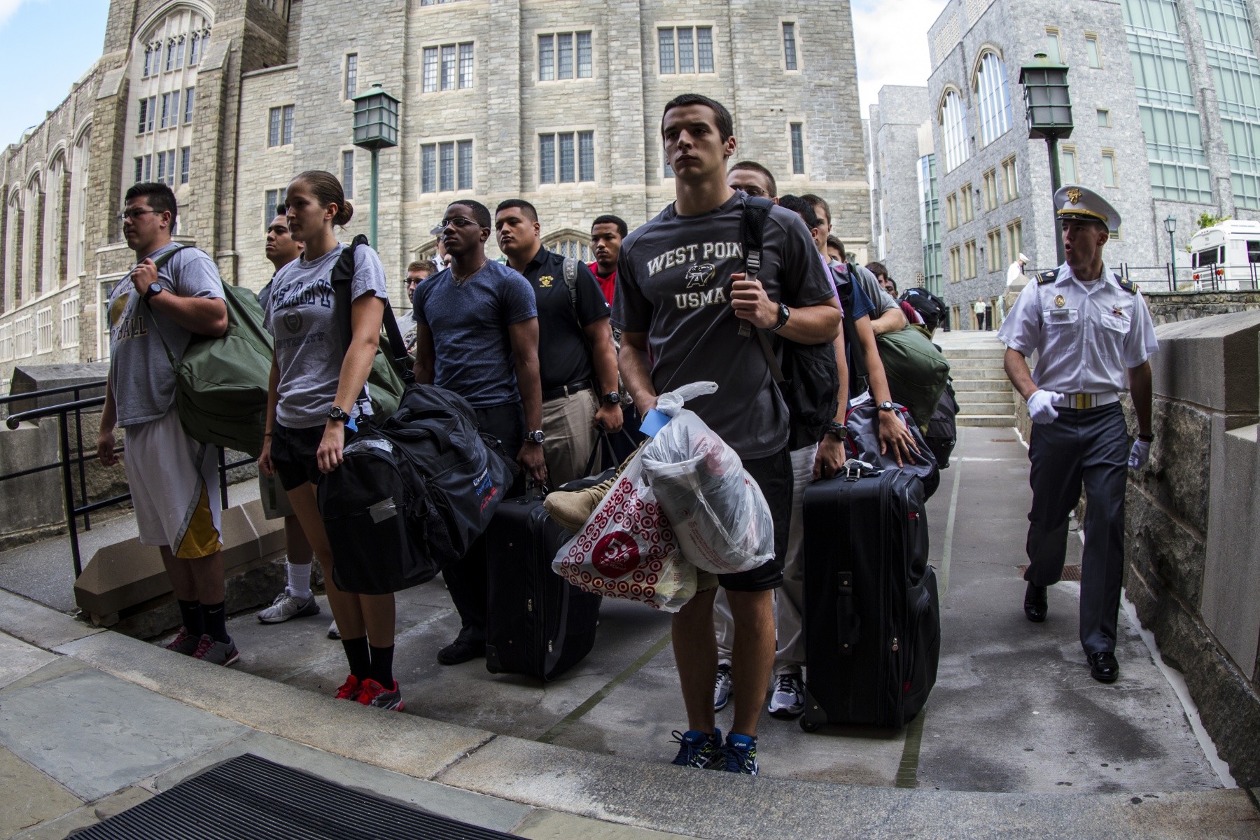 West Point welcomes future cadets on R-day | Article | The United