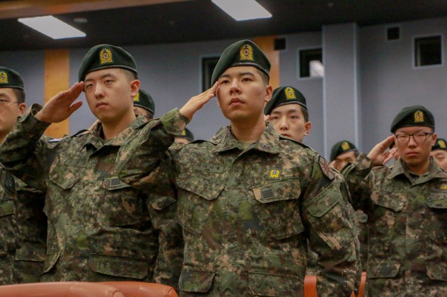 South Korean Army Uniform 54