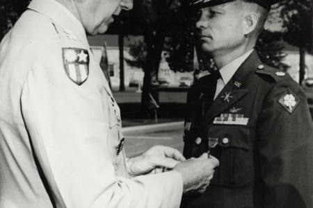 Lt. Gen. Lincoln awarding the Distinguished Service Cross to U.S. Army Maj. Charles Kettles, at Fort Sam Houston, San Antonio, Texas, 1968.