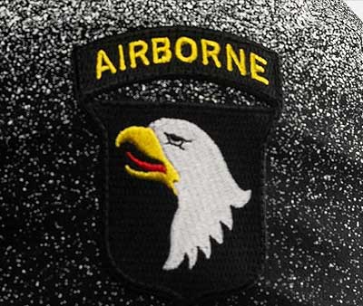 uniform feature - division Soldier patch