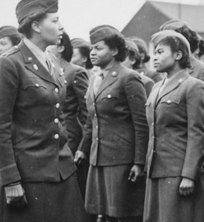 These Photos Capture the Lives of African American Soldiers Who Served  During World War II, History