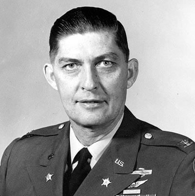 Profile photo of 2nd Lieutenant Van Barfoot