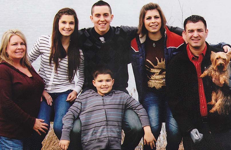 Staff Sgt. Petry and family in Steilacoom, WA, 2010.