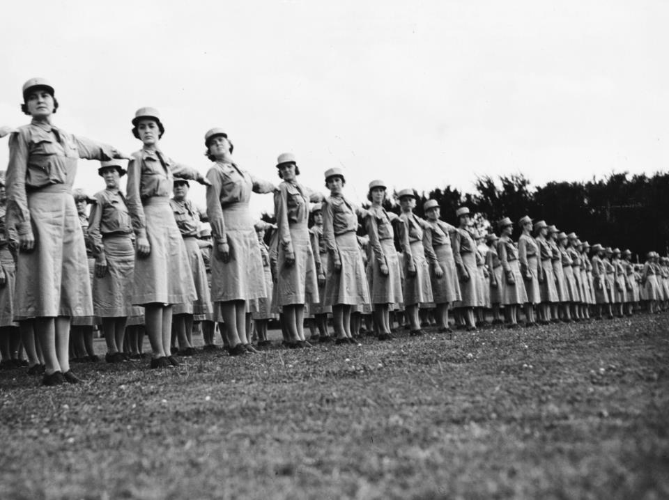 Fort Des Moines opens as the first WAAC training center in July 1942. Training at Fort Des Moines involved primarily drill and ceremonies, military customs and courtesies, map reading, company administration, supply and mess management. (Photo courtesy of U.S. Army Women's Museum)