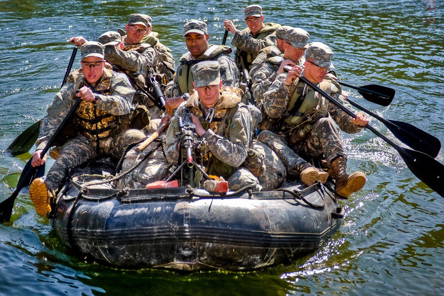 Army Rangers conduct small boat movement training